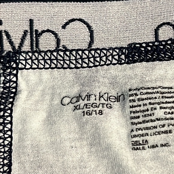 Calvin Klein Boxers bundle - Picture 2 of 6